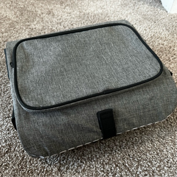 Travel Booster with Storage - Picture 10 of 16